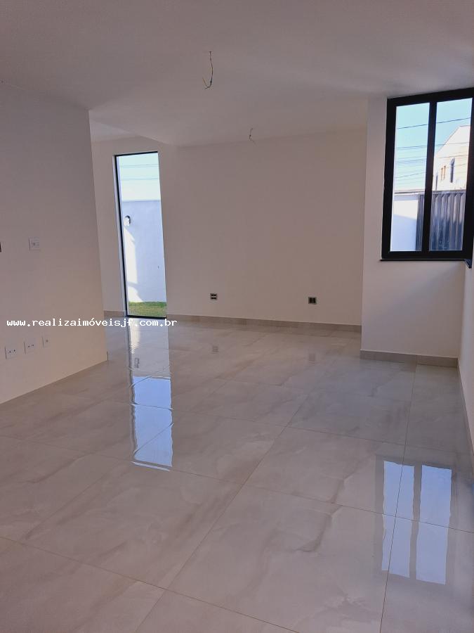 Casa à venda com 4 quartos, 190m² - Foto 6