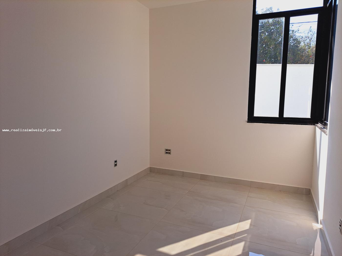 Casa à venda com 4 quartos, 190m² - Foto 7