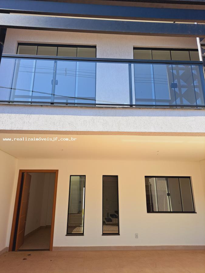 Casa à venda com 3 quartos, 150m² - Foto 1