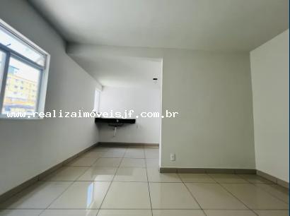 Apartamento à venda com 2 quartos, 68m² - Foto 4