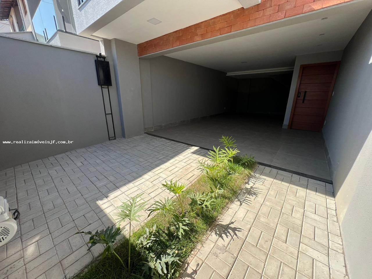 Casa à venda com 3 quartos, 200m² - Foto 4