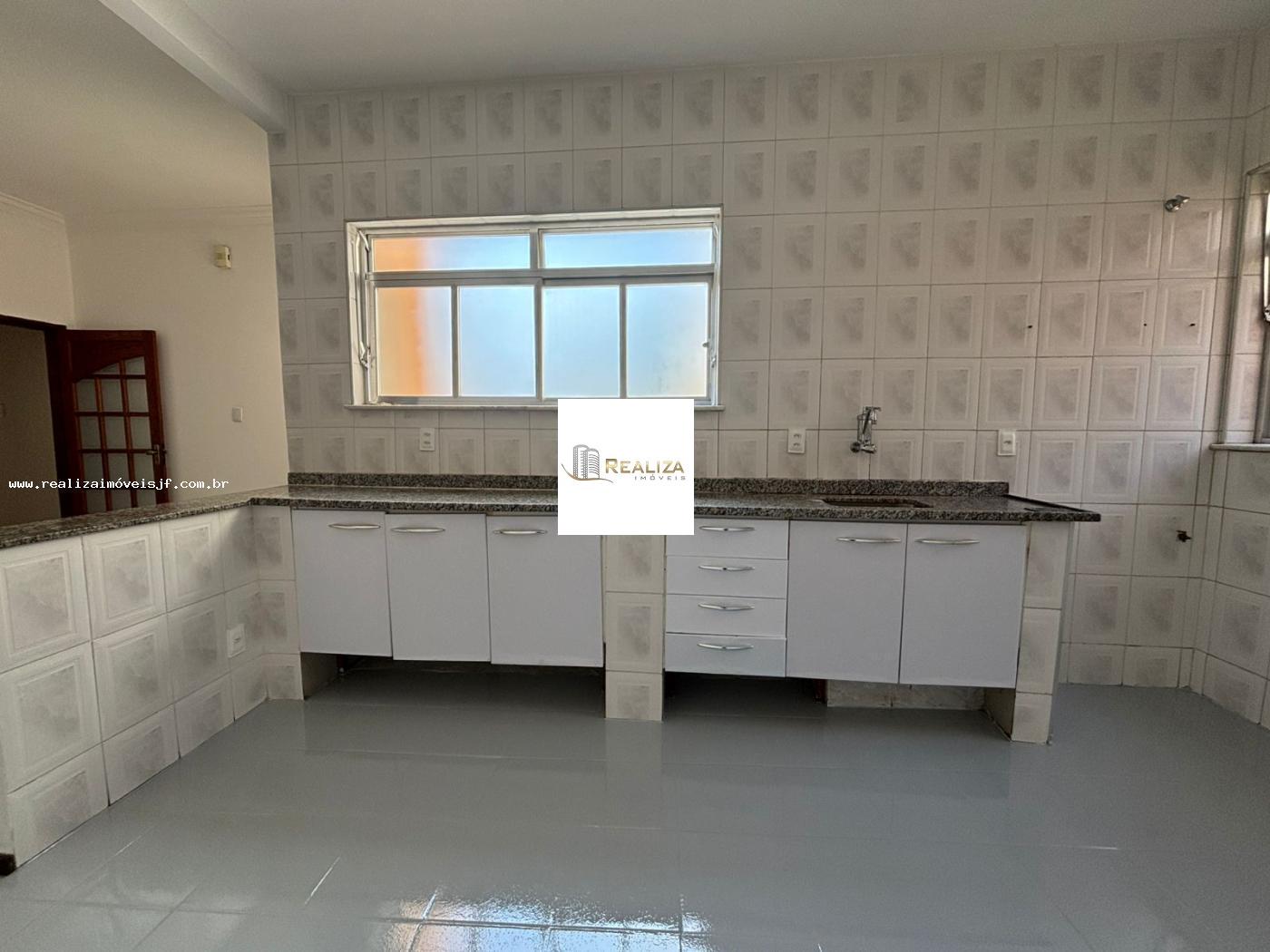 Casa à venda com 3 quartos, 360m² - Foto 12