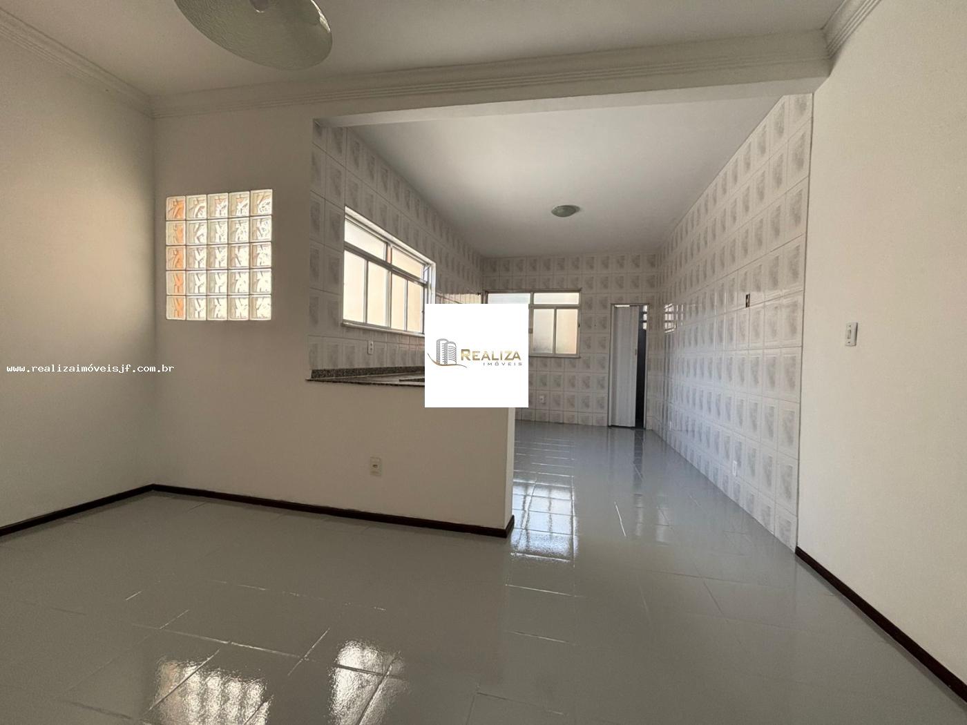 Casa à venda com 3 quartos, 360m² - Foto 13