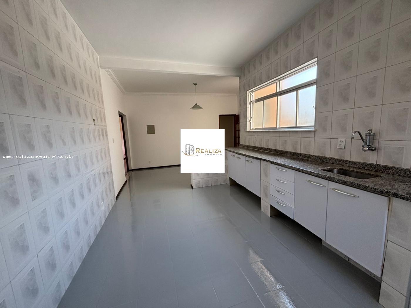 Casa à venda com 3 quartos, 360m² - Foto 17